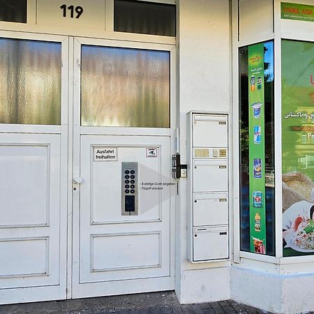 Schoene Grosse Ferienwohnung 79M2 Und 2 Baeder, Zentrumnah, 2Og Erfurt Buitenkant foto